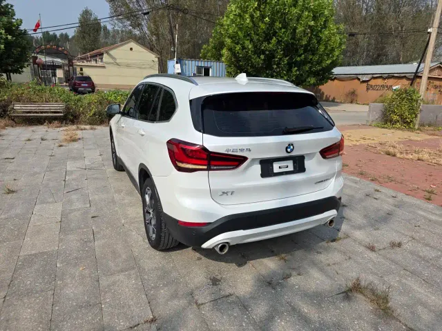 BMW X1 — Фото автомобиля 7