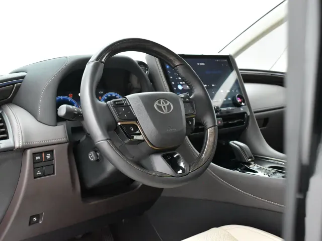 Toyota Alphard — Фото автомобиля 15