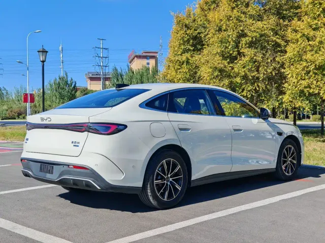 BYD Seal 06 — Фото автомобиля 6