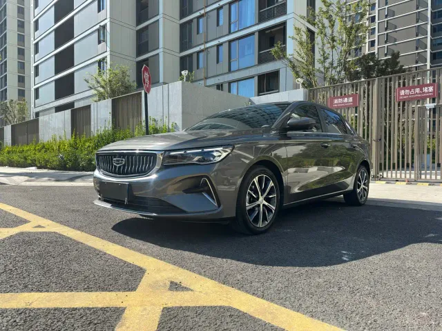 Фотография автомобиля — Geely Emgrand