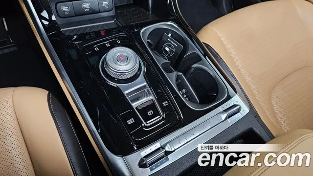 Kia Canival Carnival 4 поколение Бензин 7 мест Signature — Фото автомобиля 8