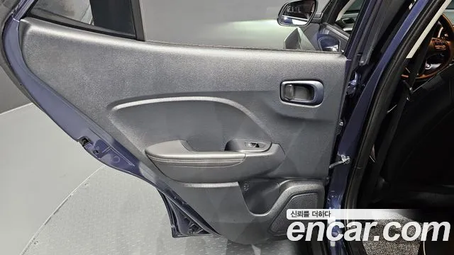 Hyundai Venue — Фото автомобиля 14