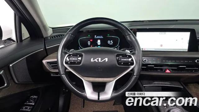 Kia K8 — Фото автомобиля 18
