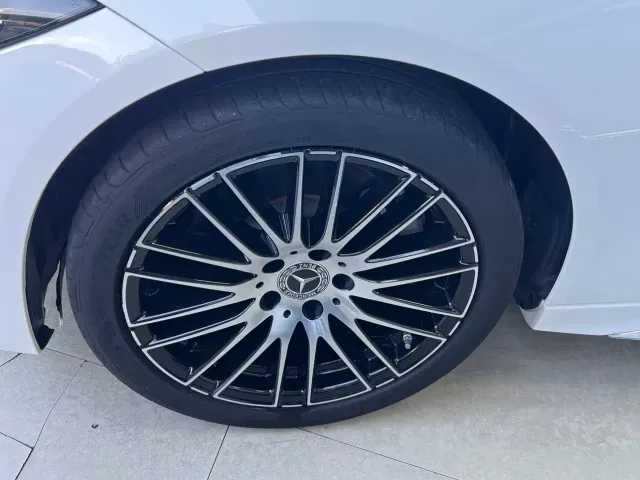 Mercedes-Benz C-Class — Фото автомобиля 11