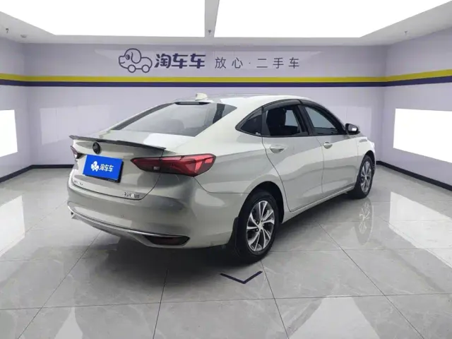 Buick Verano — Фото автомобиля 3