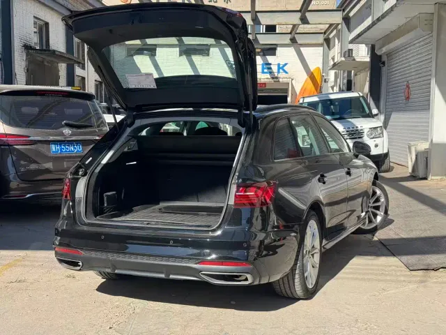 Audi A4 — Фото автомобиля 8