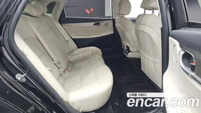 Hyundai Grandeur Grandeur (New) Hybrid — Фото автомобиля 17