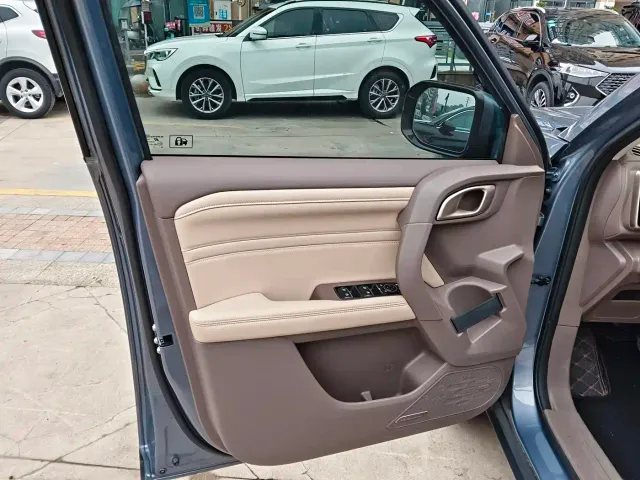 Haval Big Dog — Фото автомобиля 13