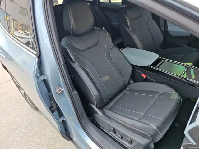 Volkswagen ID.4 X — Фото автомобиля 24