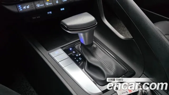 Hyundai Avante — Фото автомобиля 9