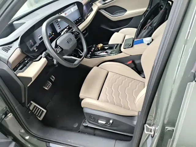 Audi Q6L e-tron — Фото автомобиля 14