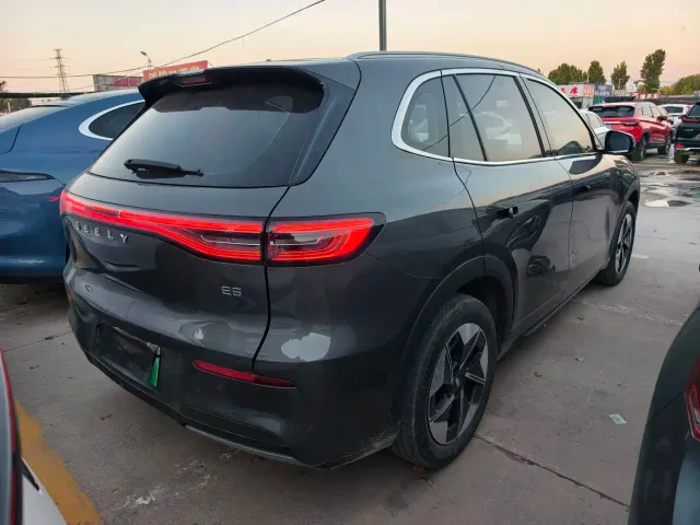 Geely Galaxy E5 — Фото автомобиля 9