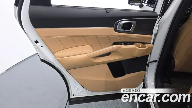Kia Sorento Sorento 4-е поколение Дизель 2.2 2WD — Фото автомобиля 24