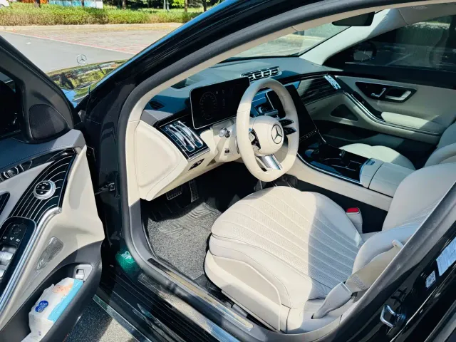 Mercedes-Benz S-Class — Фото автомобиля 4