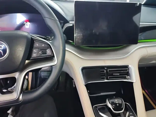 BYD Song PLUS — Фото автомобиля 9