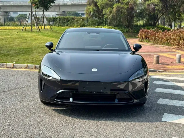 Xiaomi SU7 — Фото автомобиля 2