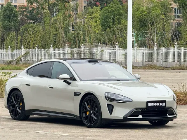 Xiaomi SU7 — Фото автомобиля 3