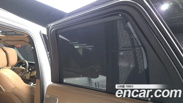 Land Rover Range Rover — Фото автомобиля 25