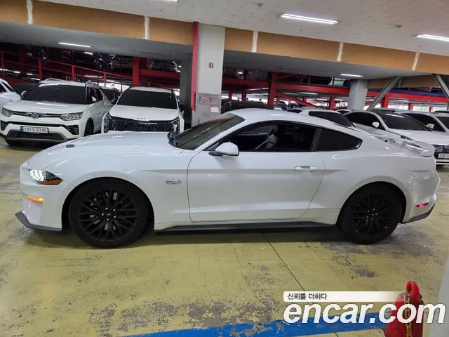 Ford Mustang Mustang GT Купе — Фото автомобиля 3