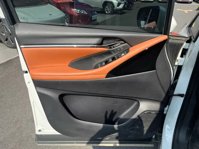 GAC Trumpchi Xiangwang M8 — Фото автомобиля 6