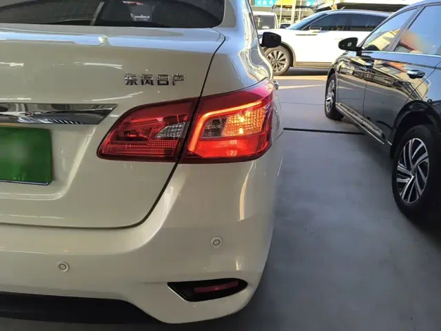 Nissan Sylphy — Фото автомобиля 7
