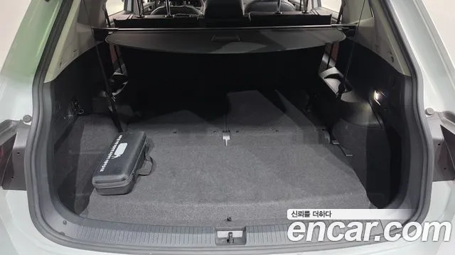 Volkswagen Tiguan — Фото автомобиля 27