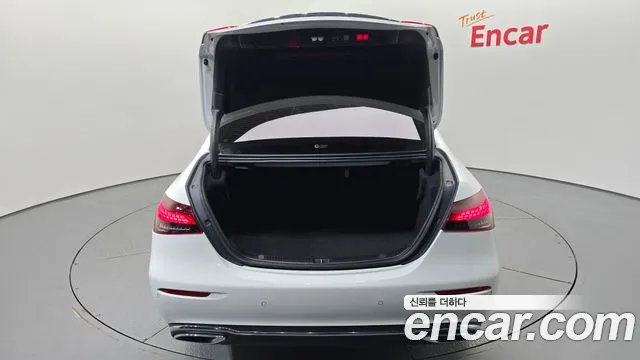 Mercedes-Benz E-Class W213 — Фото автомобиля 25