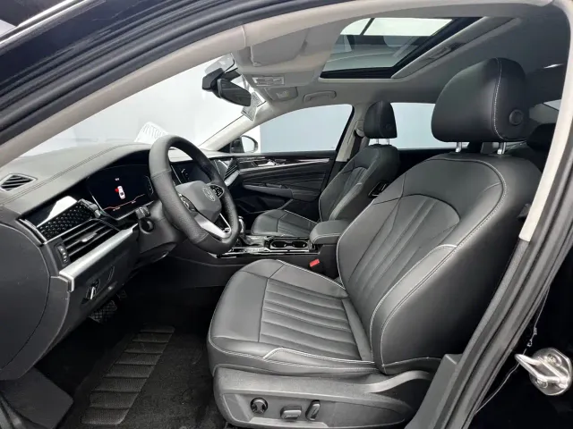 Volkswagen Passat — Фото автомобиля 7