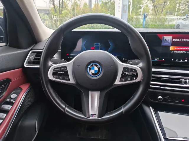 BMW i3 — Фото автомобиля 18