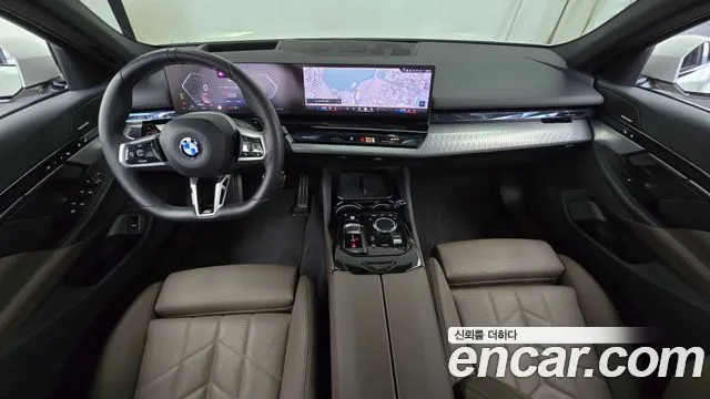 BMW 5-Series — Фото автомобиля 7