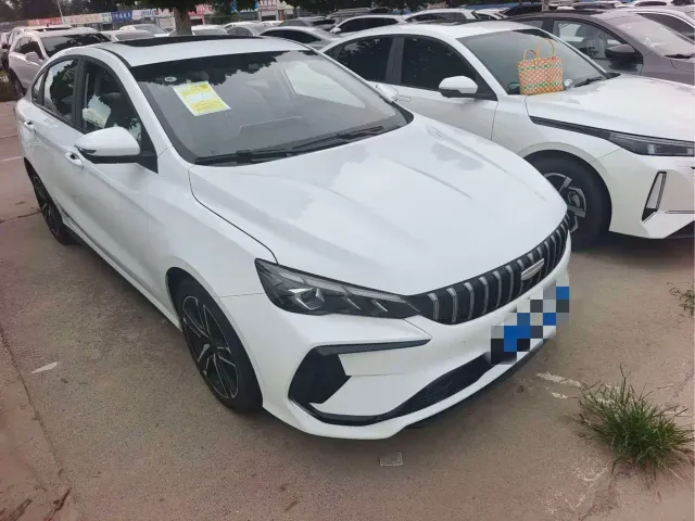 Geely Binrui — Фото автомобиля 3