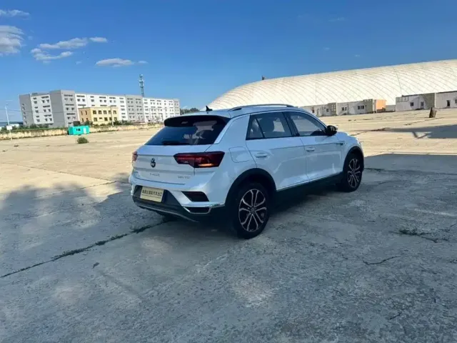 Volkswagen Volkswagen T-ROC 2022 280TSI DSG 2WD Comfort PLUS — Фото автомобиля 5