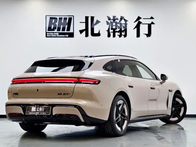 Shangjie Z7T — Фото автомобиля 5