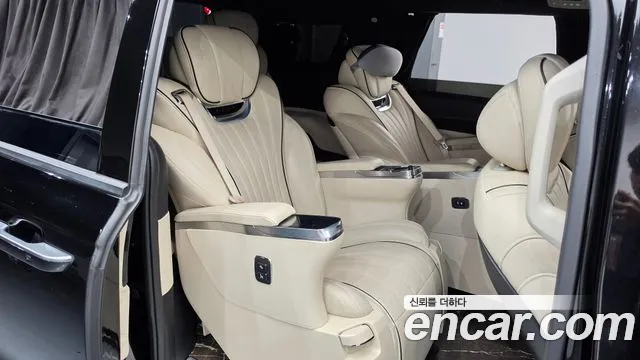 Kia Canival Carnival 4 поколение Бензин 9 мест Hi-Limousine(Спецкузов) — Фото автомобиля 10