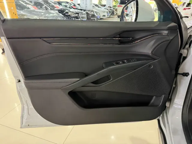 Ford Mondeo — Фото автомобиля 15