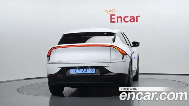 Kia EV6 — Фото автомобиля 4