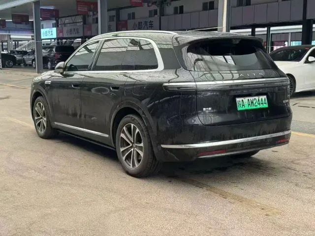 Aito M7 — Фото автомобиля 7