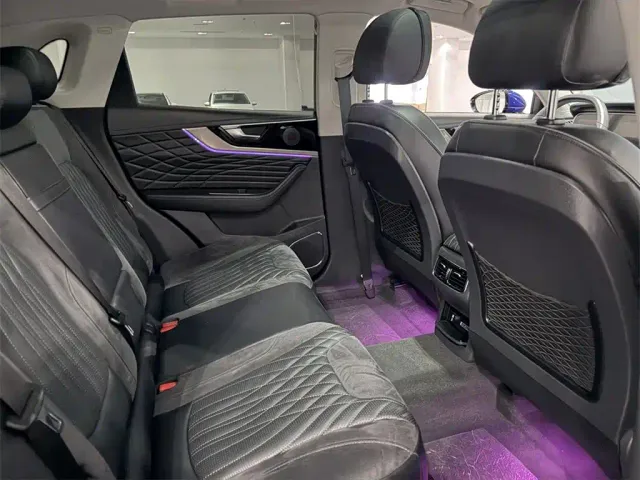 Hongqi HS5 — Фото автомобиля 7