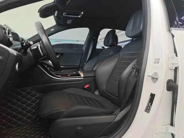 Mercedes-Benz C-Class — Фото автомобиля 14