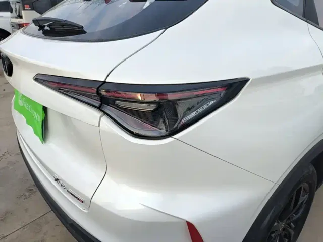 Changan X5 Plus — Фото автомобиля 7
