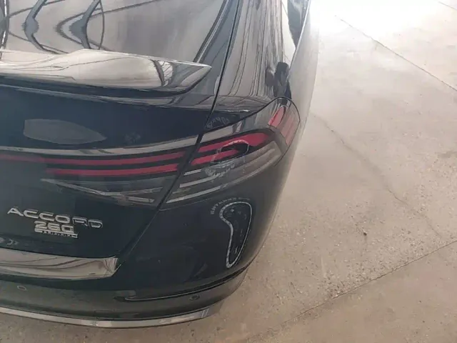 Honda Accord — Фото автомобиля 7