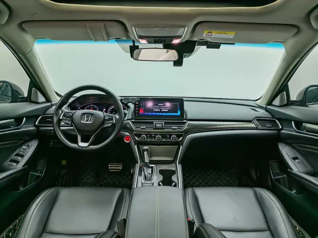 Honda Accord — Фото автомобиля 20