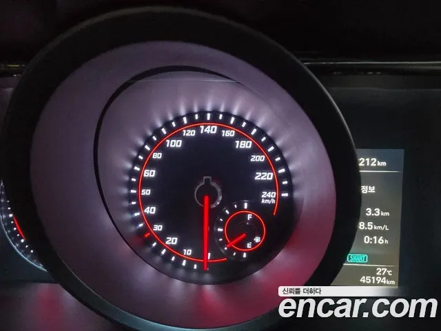 Hyundai Avante CN7 — Фото автомобиля 8