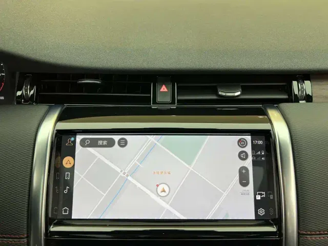 Land Rover Discovery Sport — Фото автомобиля 25