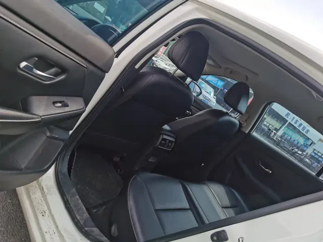 Nissan Sylphy — Фото автомобиля 5