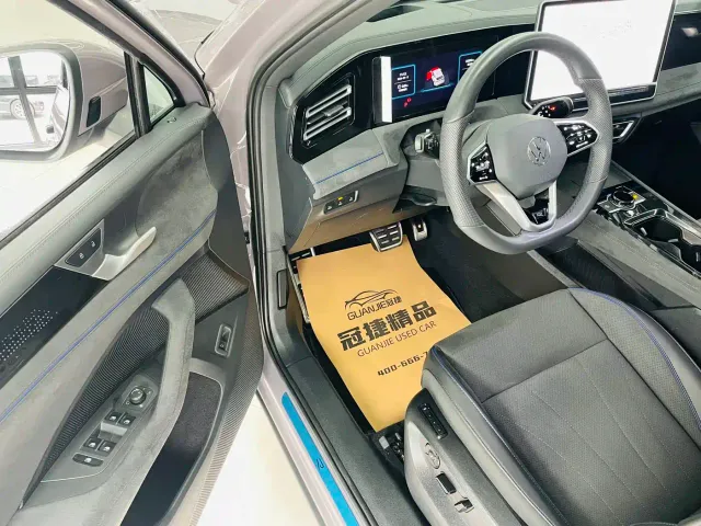 Volkswagen Tiguan L — Фото автомобиля 5