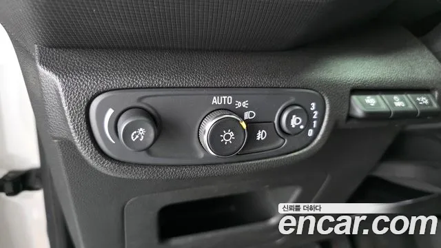ChevroletGMDaewoo Trailblazer Trailblazer 1.3 турбо 4WD — Фото автомобиля 25