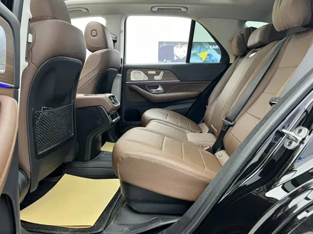 Mercedes-Benz GLE-Class — Фото автомобиля 18
