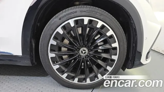 Mercedes-Benz EQS — Фото автомобиля 16