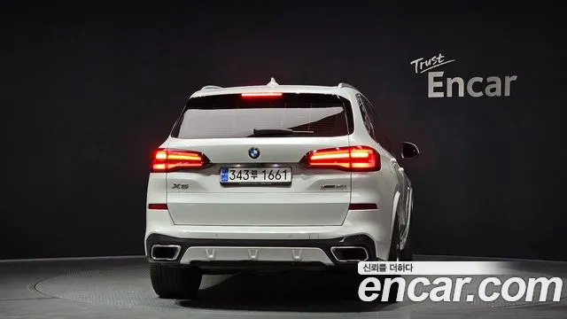 BMW X5 xDrive 40i M Sport — Фото автомобиля 4